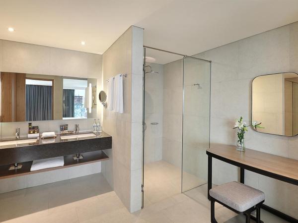 Novotel Jakarta Cikini : photo 3 de la chambre suite junior lit king-size