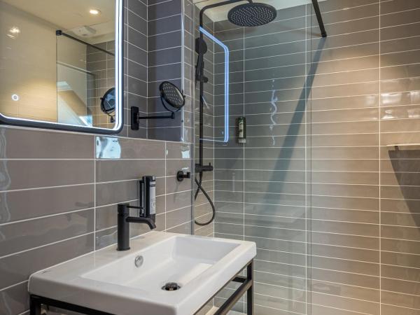 Ferdinand Hotel Tours : photo 5 de la chambre chambre double deluxe