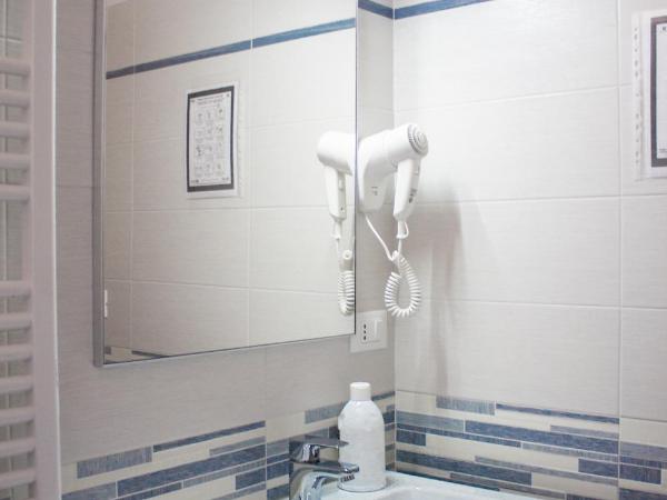 Hotel Sant'Orsola City House : photo 5 de la chambre chambre simple