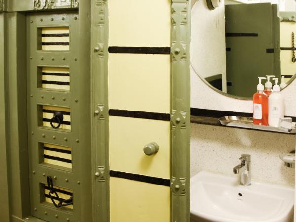 Mangaldas Ni Haveli I by The House of MG : photo 6 de la chambre whc heritage courtyard suite