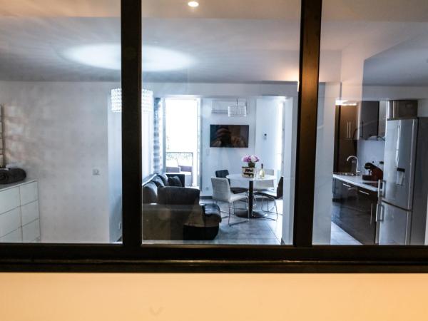 Hôtel Eden Cassis : photo 5 de la chambre suite deluxe avec baignoire spa