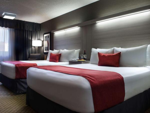 Best Western Plus Village Park Inn : photo 6 de la chambre chambre 2 lits queen-size - non-fumeurs