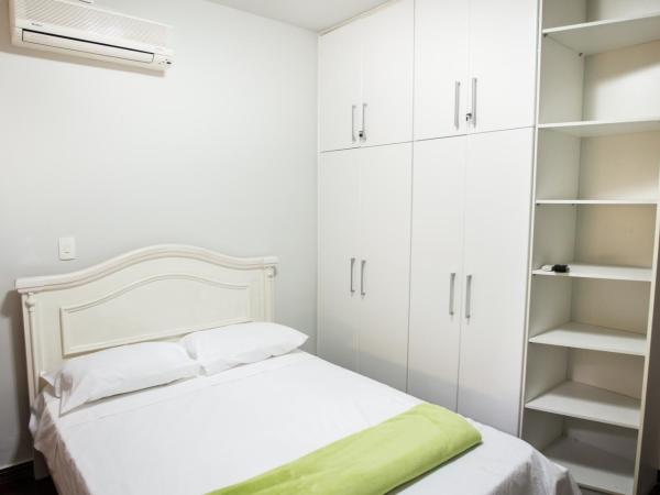 Pousada 45 Hostel : photo 4 de la chambre chambre quadruple avec baignoire