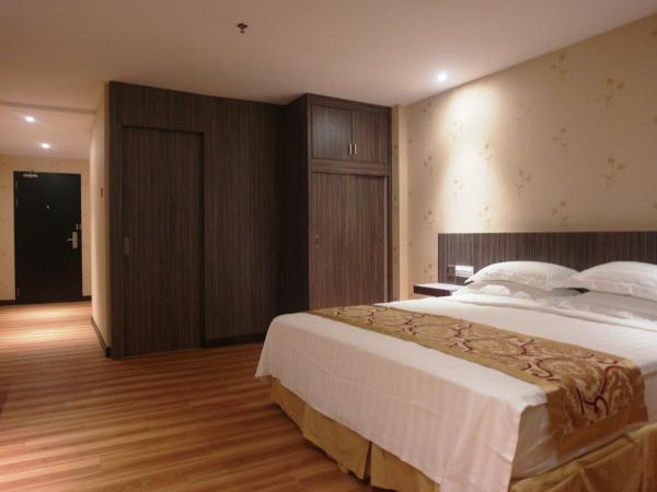 Mandarin Hotel Kota Kinabalu : photo 4 de la chambre suite junior