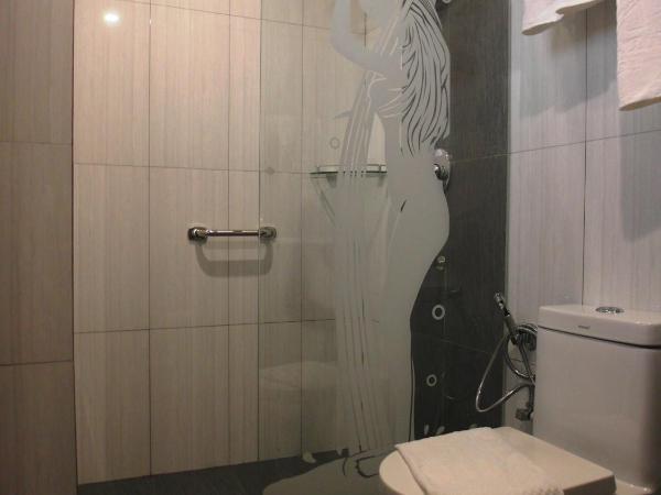 Mandarin Hotel Kota Kinabalu : photo 2 de la chambre chambre lit queen-size deluxe