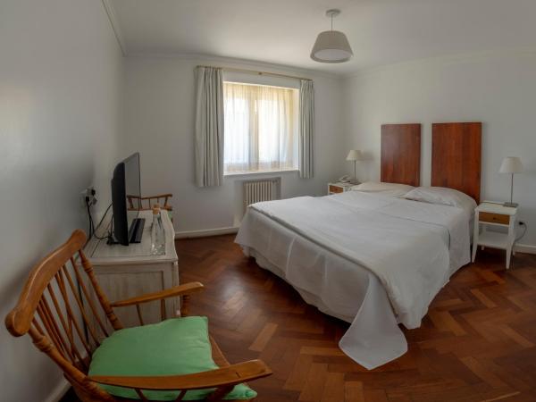 Hotel Tunquelén : photo 2 de la chambre chambre double ou lits jumeaux avec vue sur forêt
