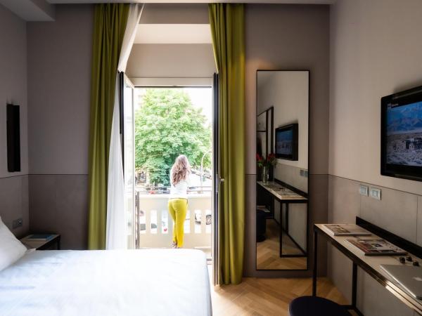 Heart Hotel Milano : photo 1 de la chambre chambre double avec balcon