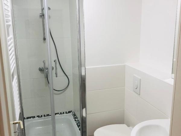 Botschaft : photo 8 de la chambre chambre double avec balcon