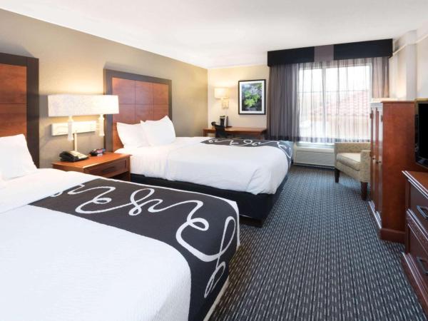 La Quinta Inn & Suites by Wyndham San Antonio Riverwalk : photo 8 de la chambre chambre double avec 2 lits doubles