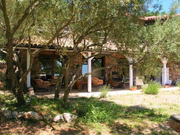 Boutique B&B Agroturizam Sv. Juraj : photo 4 de la chambre chambre double - vue sur piscine