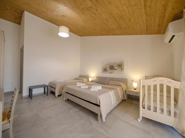 Casa Lucia : photo 2 de la chambre chambre familiale avec salle de bains privative