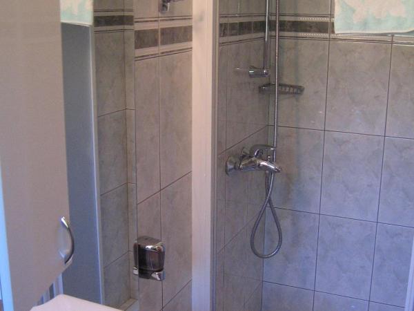 Guest House Caterina : photo 2 de la chambre chambre simple