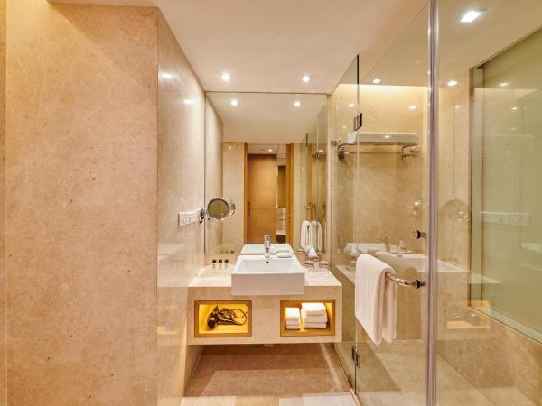 Holiday Inn Mumbai International Airport, an IHG Hotel : photo 2 de la chambre premium king room - lounge access