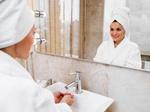 Holiday Inn Mumbai International Airport, an IHG Hotel : photo 4 de la chambre premium king room - lounge access