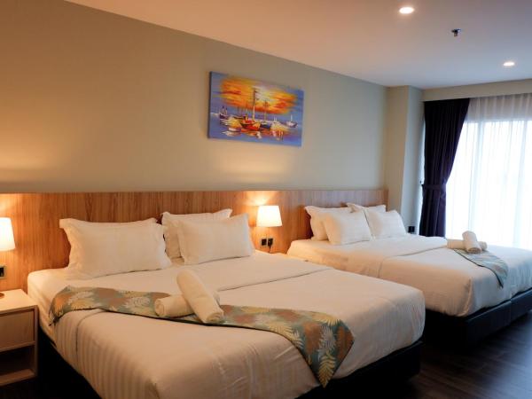 FLYPOD Hotel : photo 1 de la chambre suite supérieure lit king-size