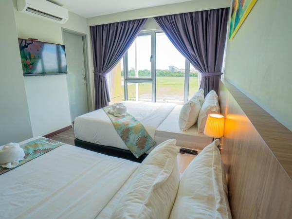 FLYPOD Hotel : photo 4 de la chambre chambre familiale supérieure