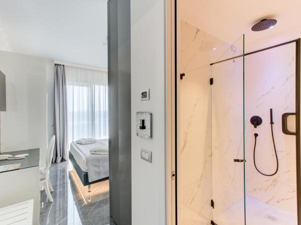 Hotel Due Mari & SPA : photo 3 de la chambre chambre triple supérieure