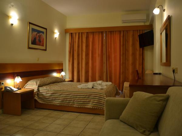 Corfu Hellinis Hotel : photo 2 de la chambre chambre lits jumeaux