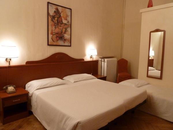 Hotel Antica Dogana : photo 5 de la chambre chambre triple standard
