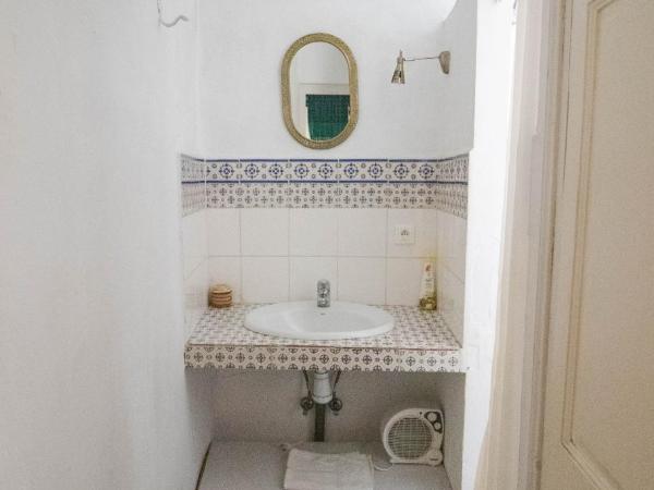 Bayt Alice Hostel : photo 7 de la chambre lit dans dortoir mixte de 6 lits