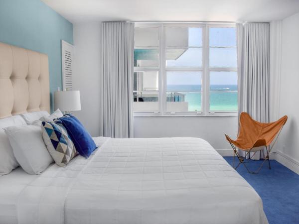 Seacoast Suites on Miami Beach : photo 3 de la chambre suite deluxe 1 chambre avec cuisine, salle de bains et toilettes séparées avec lavabo - vue sur océan