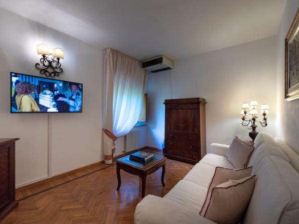 Villa Scacciapensieri Boutique Hotel : photo 6 de la chambre suite