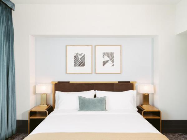 Clayton Hotel & Members Club : photo 1 de la chambre chambre lit king-size - accessible aux personnes à mobilité réduite