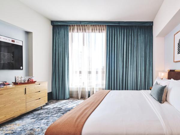 Clayton Hotel & Members Club : photo 2 de la chambre chambre lit king-size - accessible aux personnes à mobilité réduite