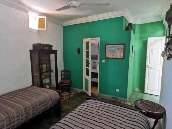 Bayt Alice Hostel : photo 3 de la chambre chambre double - ibn battouta 