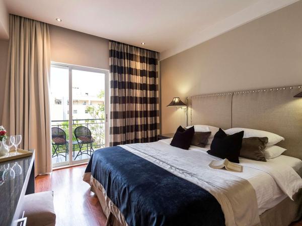 Best Western Plus Embassy Hotel : photo 1 de la chambre chambre lit king-size exécutive avec balcon - non-fumeurs