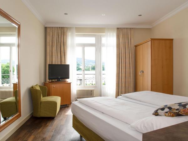 Hotel Seeburg : photo 4 de la chambre chambre lits jumeaux supérieure avec balcon - vue sur lac