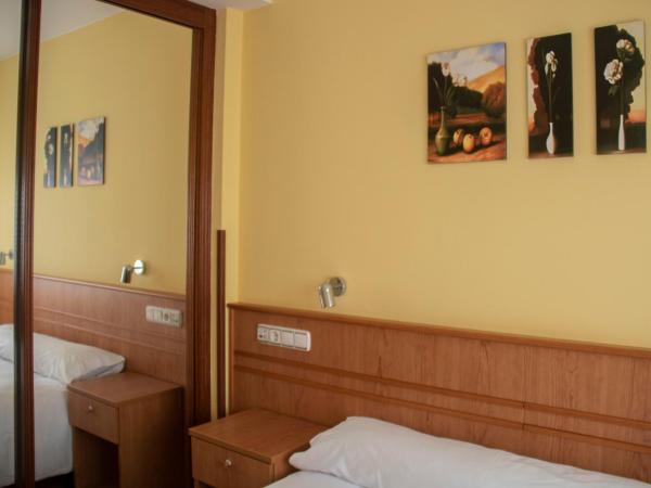 Hotel Alda Estación Oviedo : photo 6 de la chambre chambre double standard
