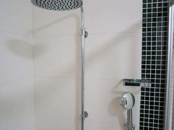 Hotel Vitória : photo 6 de la chambre chambre triple