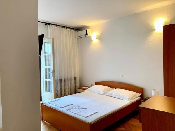 Obradović rooms & apartments : photo 1 de la chambre chambre double deluxe avec balcon