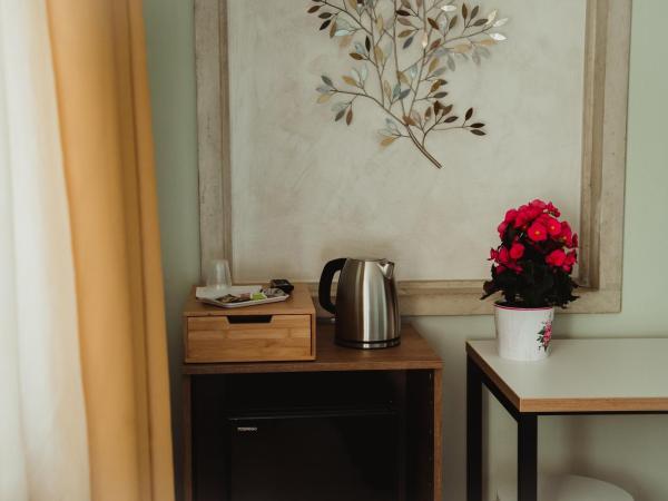 NIDO DEL GELSO : photo 3 de la chambre chambre double - vue sur jardin