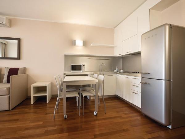 Ramada Plaza Milano : photo 3 de la chambre appartement 1 chambre