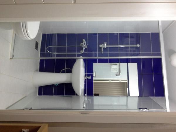 Mama Guesthouse Myeongdong : photo 5 de la chambre chambre simple avec salle de bains privative