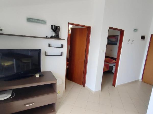 Apartments and Rooms Irena : photo 7 de la chambre appartement 2 chambres avec balcon