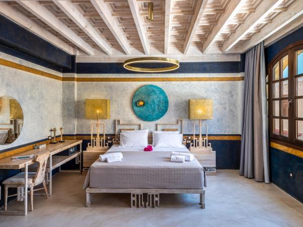 10GR Boutique Hotel & Wine Bar : photo 2 de la chambre suite supérieure lindos avec bain à remous