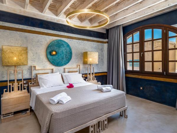 10GR Boutique Hotel & Wine Bar : photo 4 de la chambre suite supérieure lindos avec bain à remous