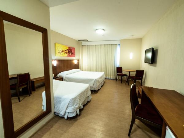 Hotel Praia Centro : photo 3 de la chambre chambre standard lit queen-size