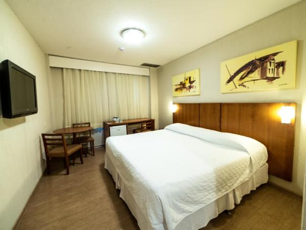 Hotel Praia Centro : photo 4 de la chambre chambre standard lit queen-size