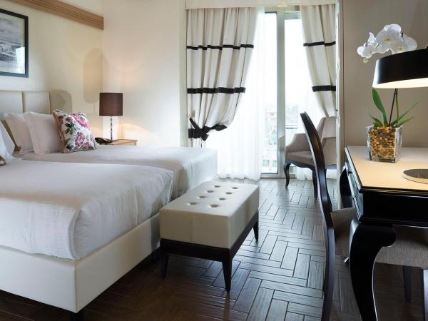 Erbavoglio Hotel : photo 4 de la chambre chambre double ou lits jumeaux supérieure avec balcon