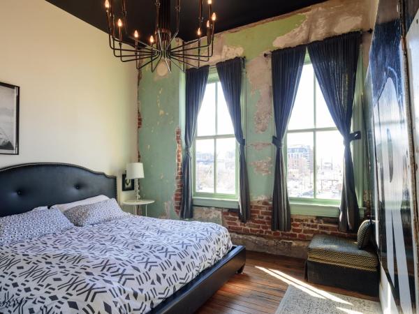 Hostel Fish : photo 2 de la chambre chambre lit king-size