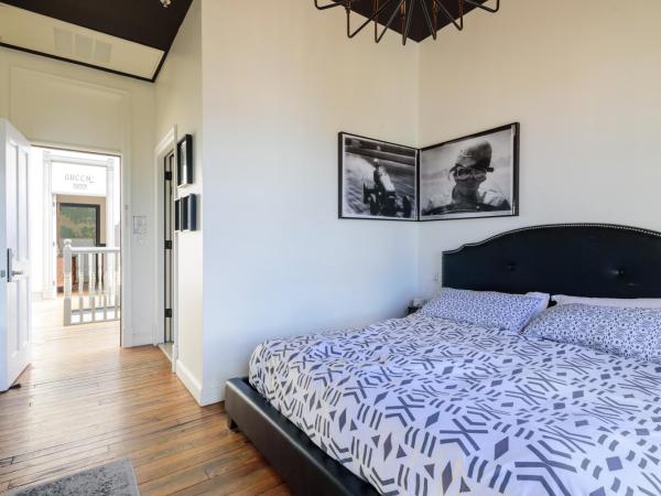 Hostel Fish : photo 1 de la chambre chambre lit king-size