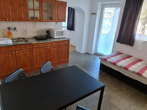 Arató Vendégház : photo 7 de la chambre appartement (4 adultes)