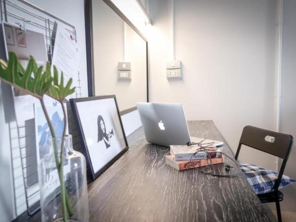 The51Hometel : photo 6 de la chambre chambre triple exécutive