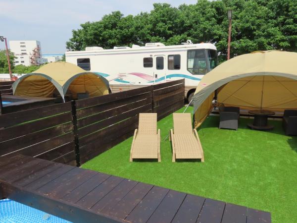 Osaka Hokko Marina HULL : photo 4 de la chambre dx camping car with double bed and two extra beds
