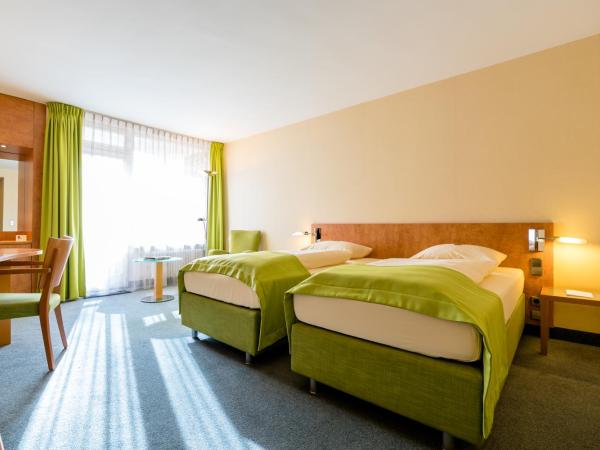 Schlosspark Hotel : photo 5 de la chambre chambre simple avec balcon