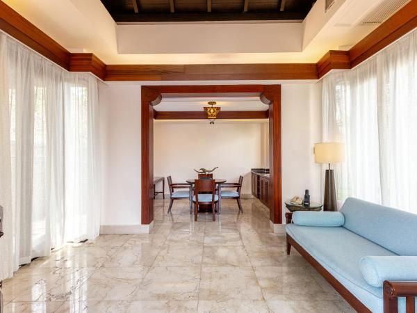 Pullman Sanya Yalong Bay Villas & Resort : photo 2 de la chambre villa deluxe avec piscine style thaï